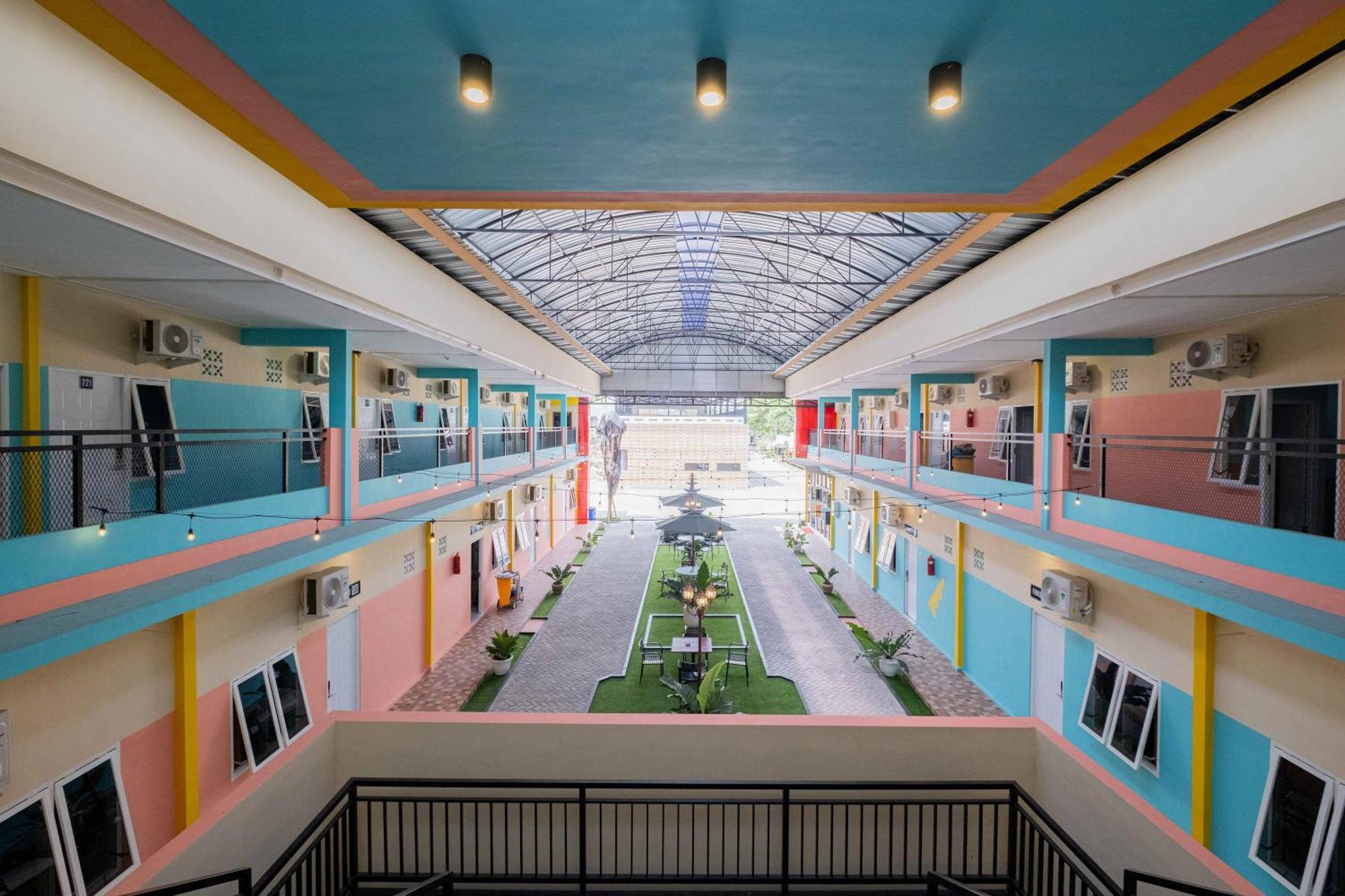 Sans Wm Hotel Blitar ภายนอก รูปภาพ
