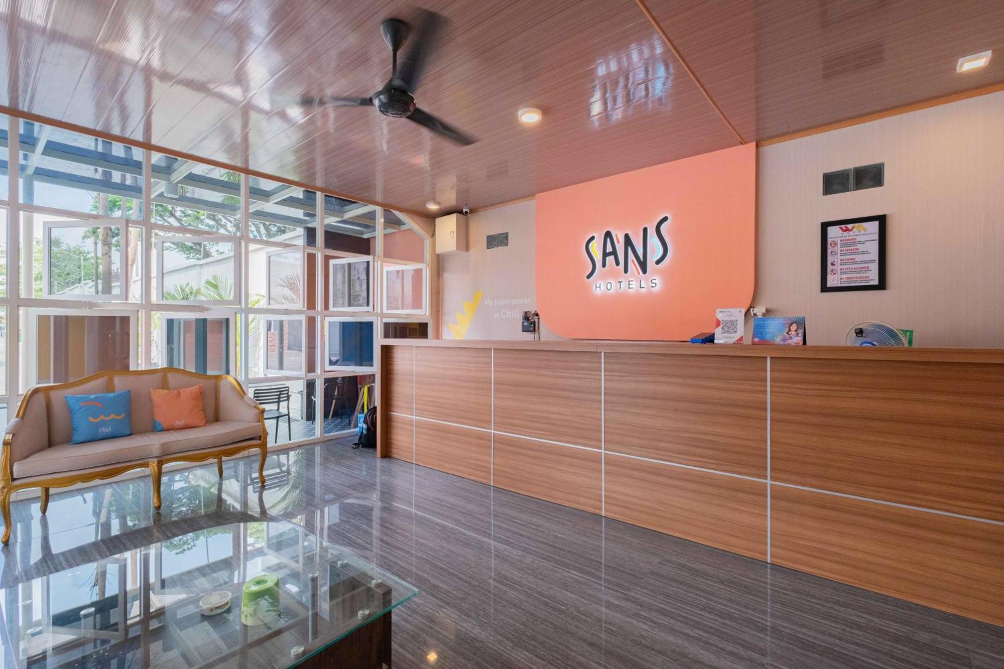 Sans Wm Hotel Blitar ภายนอก รูปภาพ